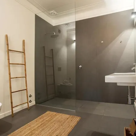 Peaceful 2bedrooms W Patio In * Lisboa